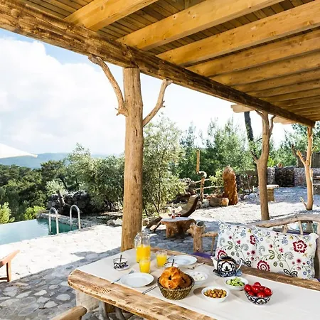 Hotell Simpson Secret Akyaka